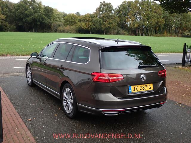 Volkswagen PASSAT Variant 1.6TDI DSG7 R-LINE ACC/PANODAK/CAMERA/FULL-LED/CARPLAY