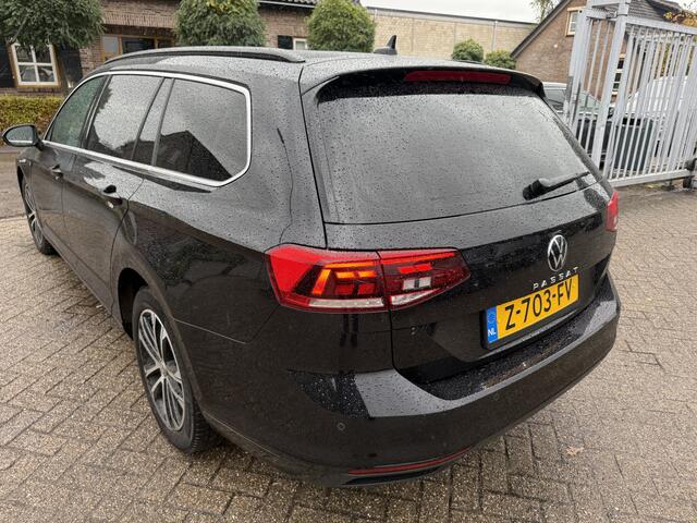 Volkswagen PASSAT Variant 2.0 TDI Business R-LINE FULL OPTION - COMING SOON