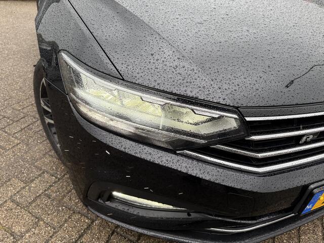 Volkswagen PASSAT Variant 2.0 TDI Business R-LINE FULL OPTION - COMING SOON