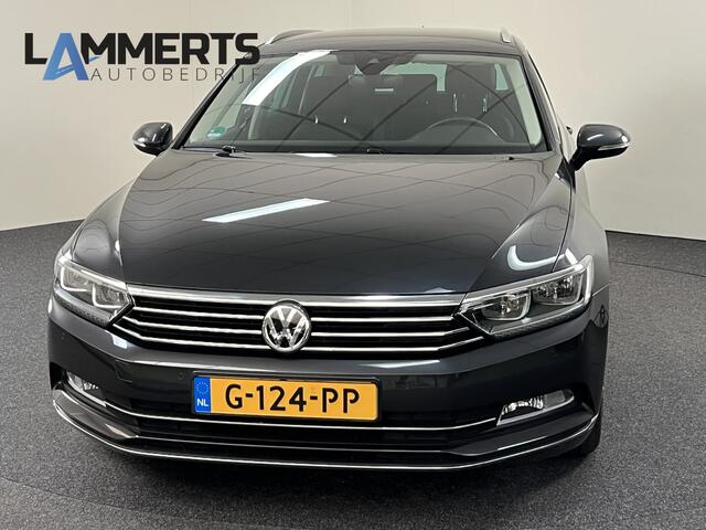 Volkswagen PASSAT Variant 1.5 TSI Highline Business R RIJKLAAR! Afn. Trekhaak / Carplay / Navi / PDC / Camera