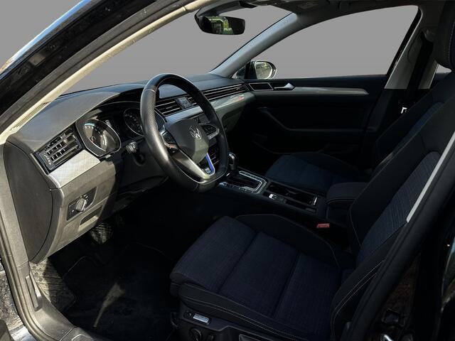Volkswagen PASSAT Variant 1.4 TSI PHEV GTE Business | Panoramadak | Camera | Stoelverwarming |