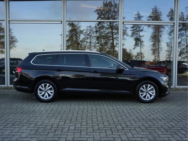 Volkswagen PASSAT Variant 1.5 TSI Business | Navigatie | Travel Assist | ACC | Climate Control | Android/Apple Carplay