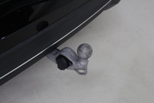 Volkswagen PASSAT Variant 1.5 eHybrid DSG Navigatie | Elec.Trekhaak | PDC+ Camera | Elec. achterklep | Side Assist