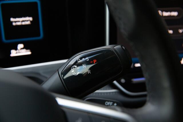 Volkswagen PASSAT Variant 1.5 eTSI Elegance Business , Adap. cruise, Head-up display,