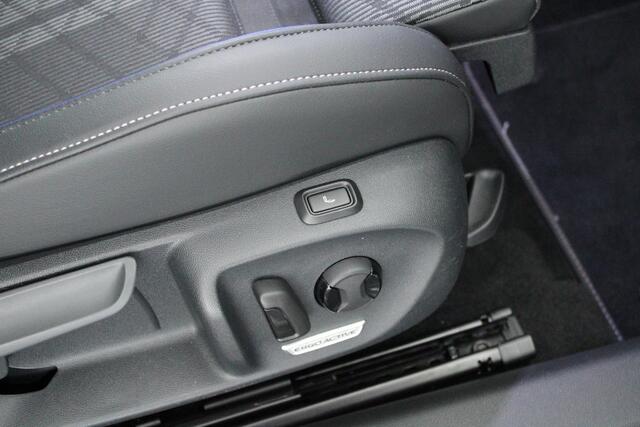 Volkswagen PASSAT Variant 1.5 272pk eHybrid R-Line Edition Black Style Trekhaak 360Camera harman/kardon Massage Navigatie Panoramadak