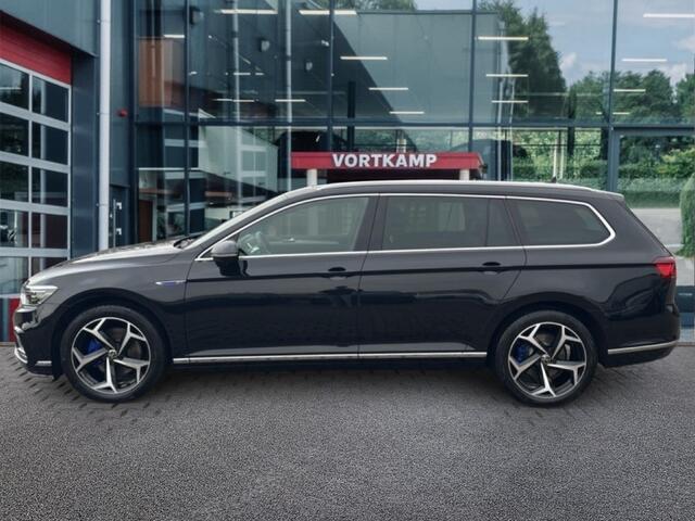 Volkswagen PASSAT 1.4 TSI GTE PANO-DAK/LEDER/TREKHAAK/360-CAMERA/STOEL-STUURVERW