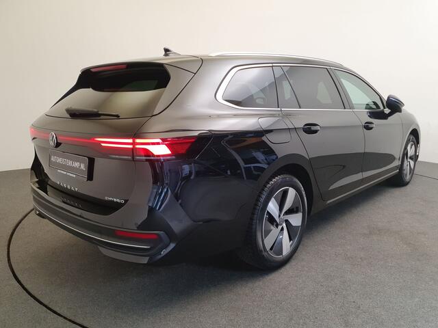 Volkswagen PASSAT Variant 1.5 eHybrid 204pk DSG/AUT Business Wegklapbare trekhaak, Camera, ACC