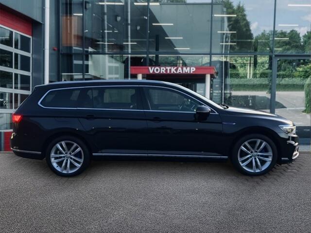 Volkswagen PASSAT 1.4 TSI DSG GTE CAMERA/ACC/TREKHAAK/NAVI/CARPLAY/ELEK.ACHTERKLEP/STOELVERW.