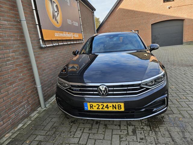Volkswagen PASSAT Variant 1.4 TSI PHEV GTE Business