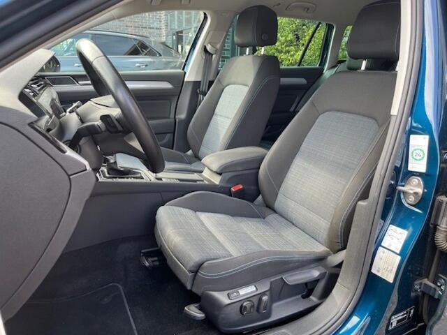 Volkswagen PASSAT VARIANT 1.4 TSI PHEV GTE - PANO - HEAD UP - CAMERA Copy