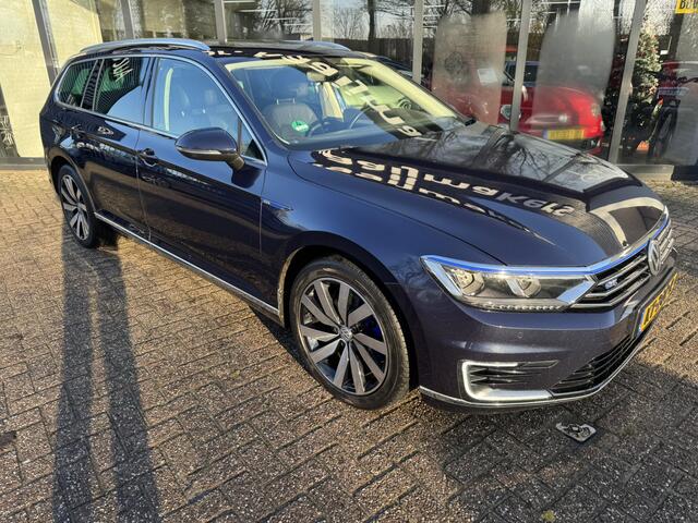 Volkswagen PASSAT Variant 1.4 TSI GTE Connected Series Plus*Navigatie*Panorama*