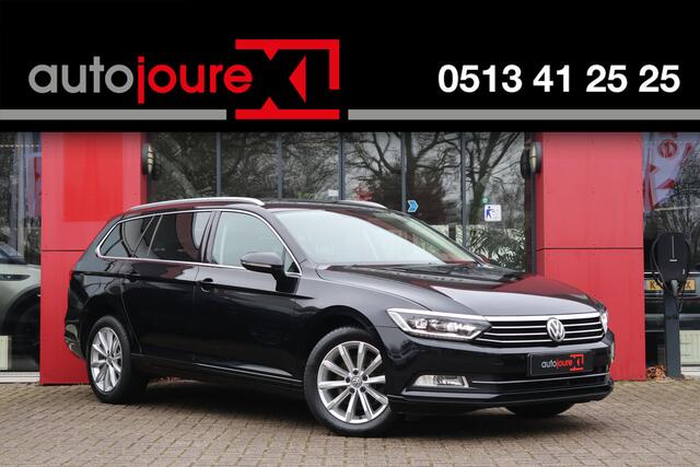 Volkswagen PASSAT Variant 1.5 TSI Comfortline Business | Origineel NL | Trekhaak | ACC | Navigatie | PDC | Rijklaar! |