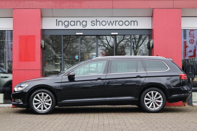 Volkswagen PASSAT Variant 1.5 TSI Comfortline Business | Origineel NL | Trekhaak | ACC | Navigatie | PDC | Rijklaar! |