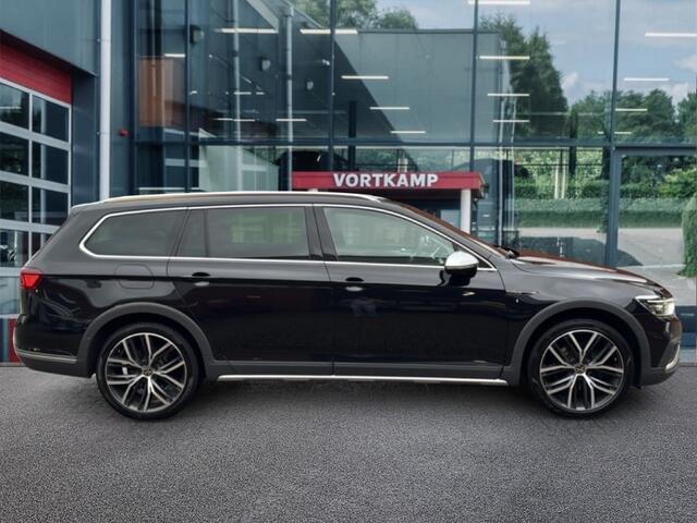 Volkswagen PASSAT 2.0 TDI DSG ALL-TRACK 4MOTION PANO-DAK/TREKHAAK/IQ-LIGHHTS/LEDER