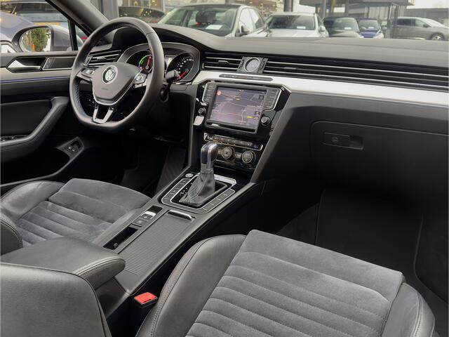 Volkswagen PASSAT Variant 1.4 TSI GTE HIGHLINE AUT6 PANODAK LEDER NAVI CAMERA APPLE-CARPLAY LED LMV PDC