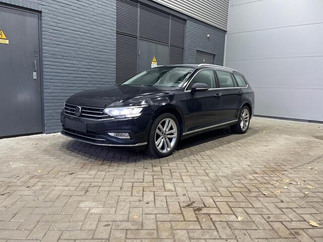 Volkswagen PASSAT Variant 1.5 TSI Elegance | ACC | Stoelverwarming | Apple Carplay | Keyless