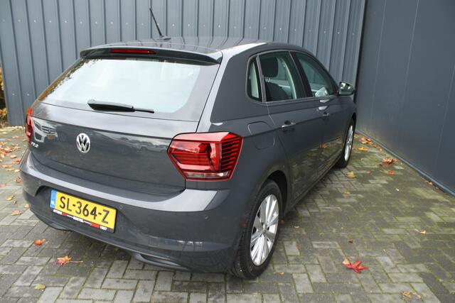 Volkswagen POLO 1.0 TSI 116PK Highline - AUTOMAAT - NAVIGATIE - APPLE CARPLAY -5-DEURS