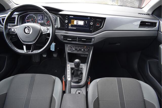 Volkswagen POLO 1.0 TSI Highline Business R-line Adaptive cruise, PDC, DAB, Carplay, Navi, Climate control