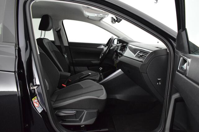 Volkswagen POLO 1.0 TSI 95pk Highline Stoelverwarming Navigatie Climate Control