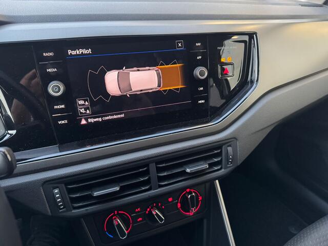 Volkswagen POLO 1.0 TSI Comfortline Business | 2e eigenaar | Navigatie | Airco | Elektrische ramen | APK t/ 18-08-2026 | NAP |