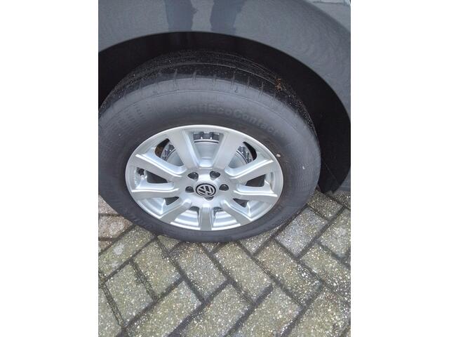 Volkswagen POLO 1.0 TSI Comfortline Navigatie Adaptive cruiscontrole RIJKLAAR