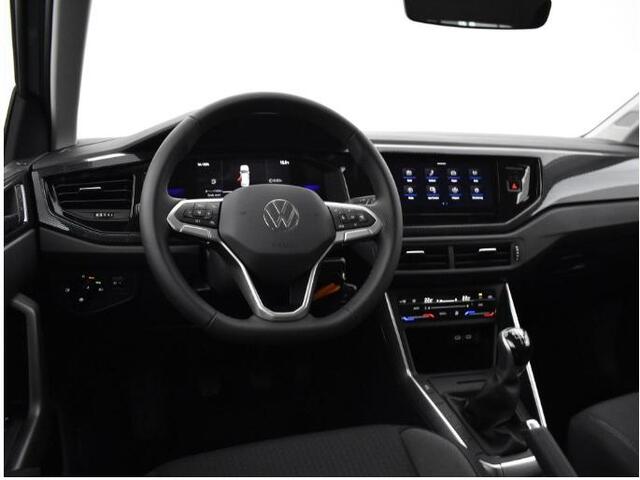 Volkswagen POLO Life Edition 1.0 TSI 95 pk 5 versn. Hand · Airconditioning automatisch, 2-zone (climatronic) · regensensor ·