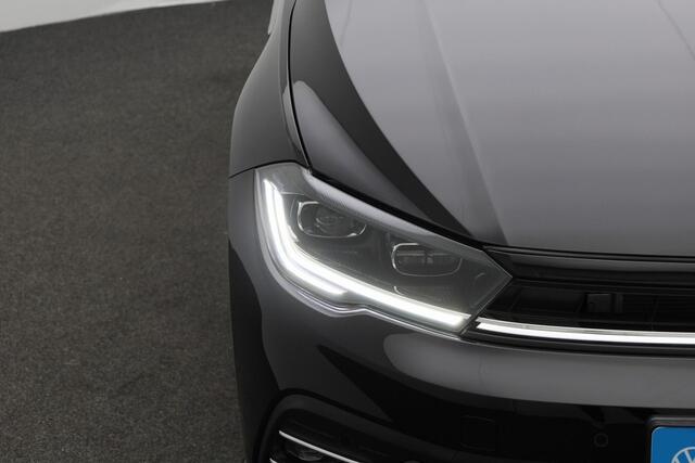 Volkswagen POLO 1.0 TSI 115 pk DSG Style | IQ Light | Stoelverwarming | Parkeersensoren voor/achter | Apple Carplay | Adaptive Cruise