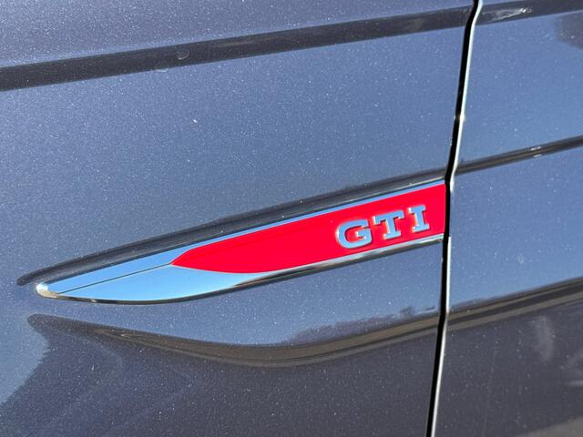 Volkswagen POLO 2.0 TSI GTI 207pk Pano iQ-Lights Beats-Audio Side & Park Assist