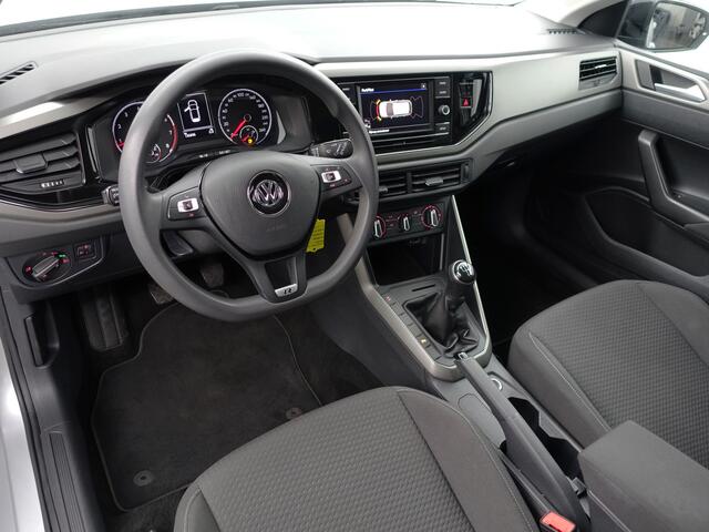 Volkswagen POLO 1.0 MPI Highline- Park Assist, Front Assist, Led, Cruise Control, Clima, Sport Pakket