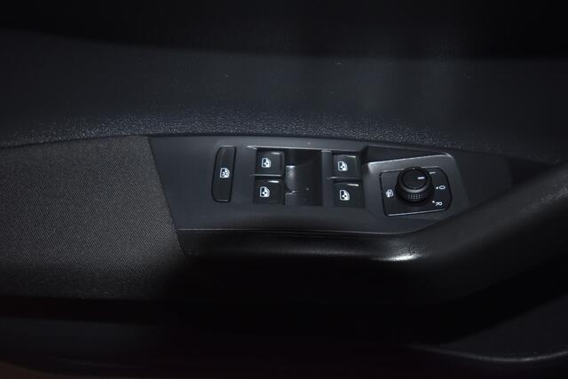 Volkswagen POLO 1.0 TSI Life , NAVI , CR CONTR , LED KOPLAMPEN , PDC V+A , LMV15 ,