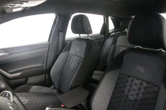 Volkswagen POLO R-Line 1.0 TSI 95pk DSG Automaat Adaptive cruise control, Achteruitrijcamera, LED matrix koplampen, Stoelverwarming, Parkeersensoren, App connect, DAB, Radio