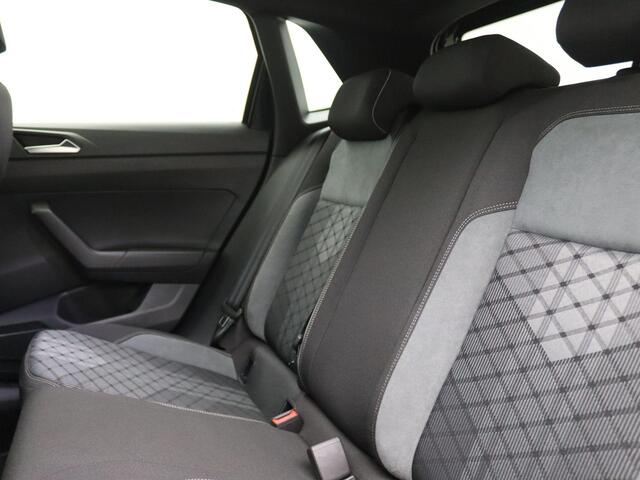 Volkswagen POLO 1.0 TSI R-Line 95PK DSG matrix led, adaptive cruise met travel assist, panoramisch schuifdak, stoelverwarming, navigatie, 17" lichtmetaal