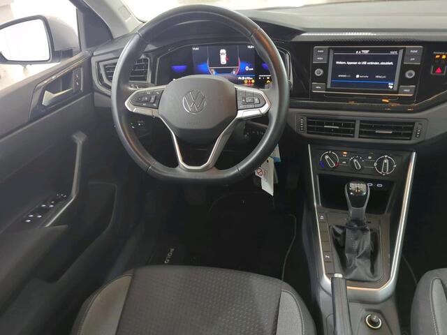 Volkswagen POLO 1.0 TSI Life Met/ App/ Airco/ PDC/ 15"