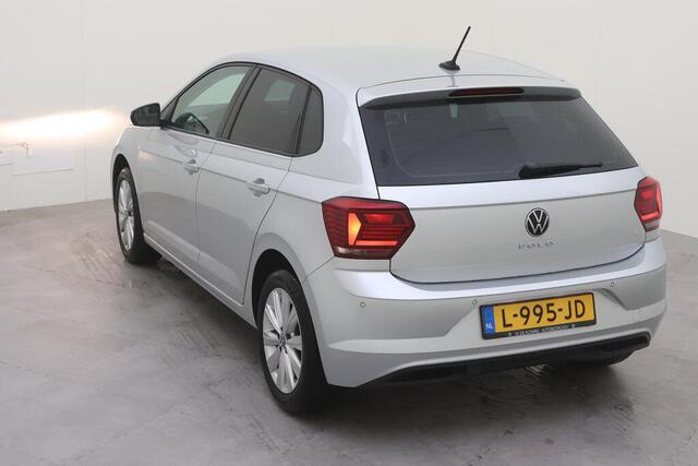 Volkswagen POLO 1.0 TSI Highline / Navigatie / App connect / Climate controle / Parkeersensoren V+A / Lichtmetaal 16 inch /
