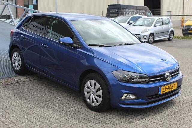 Volkswagen POLO 1.0 TSI Comfortline Airco/Apple carplay/Adaptive cruise control/Multifunctioneel stuurwiel/Elektrische ramen/Elektrisch verstelbare spiegels.