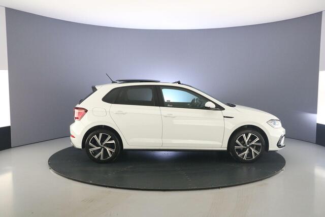 Volkswagen POLO R-Line 1.0 TSI 95pk DSG Automaat Panoramadak, Adaptive cruise control, Achteruitrijcamera, Navigatie, LED matrix koplampen, Stoelverwarming, Parkeersensoren