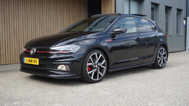 Volkswagen POLO 2.0 TSI 200pk GTI Pano.Dak Virtual Cockpit 18inch LM Beats VW-Drive Modus *Verlaagd* Nette staat!