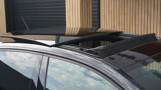 Volkswagen POLO 2.0 TSI 200pk GTI Pano.Dak Virtual Cockpit 18inch LM Beats VW-Drive Modus *Verlaagd* Nette staat!