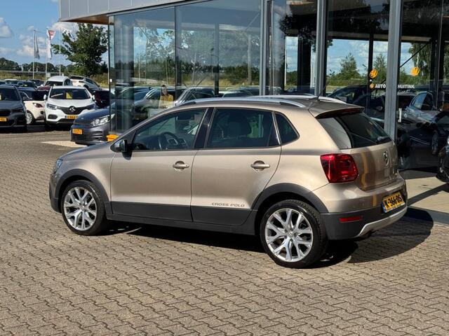 Volkswagen POLO 1.2 TSI Highline - navi - climate control - sensoren