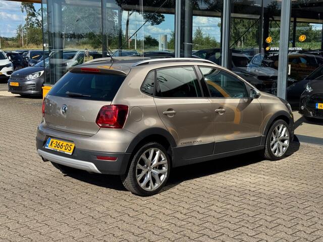 Volkswagen POLO 1.2 TSI Highline - navi - climate control - sensoren