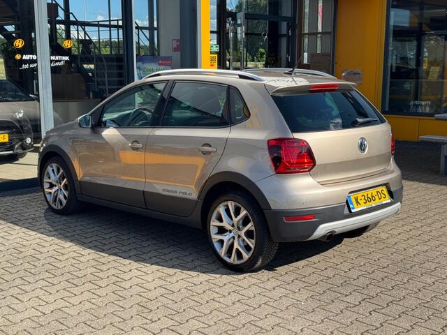 Volkswagen POLO 1.2 TSI Highline - navi - climate control - sensoren