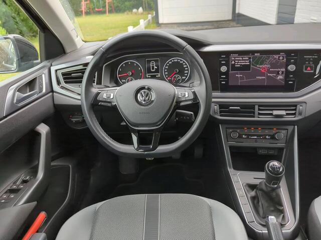 Volkswagen POLO 1.0 TSI 95pk Highline / R-Line Exterieur / Navi / Climate Control / 16" LMV