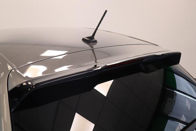 Volkswagen POLO 1.0 TSI R-Line Edition ACC 16'' LM