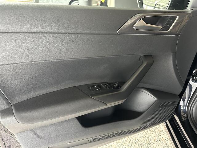 Volkswagen POLO 1.0 TSI Highline