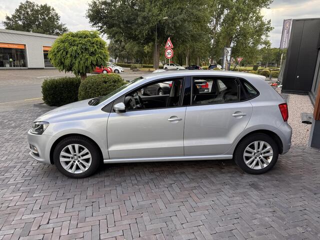 Volkswagen POLO 1.2 TSI Comfortline Navi Mistlamp 15"L.M. Multimedia Airco