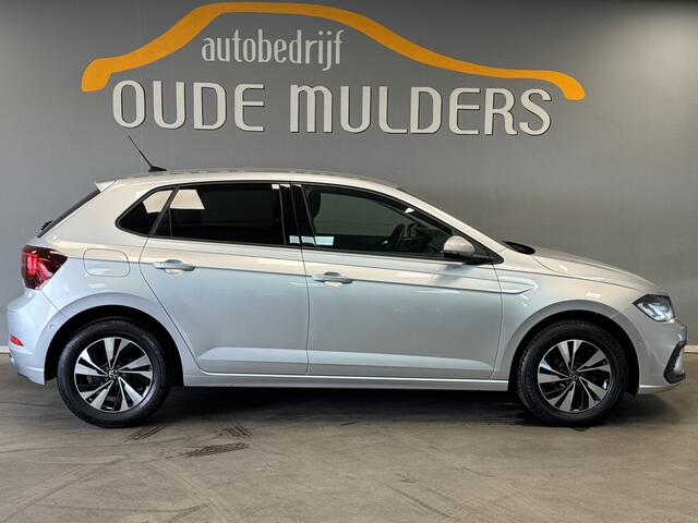 Volkswagen POLO 1.0 TSI Stoelverwarming/Parkeersensoren/ACC