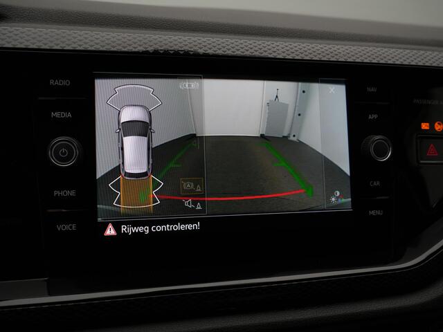 Volkswagen POLO 1.0 TSI 95 pk DSG Life | Achteruitrijcamera | Navigatie | Keyless Entry | Digital Cockpit Pro