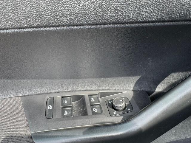 Volkswagen POLO 1.0 TSI Life Business