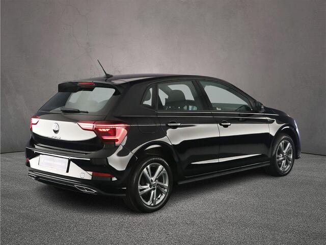 Volkswagen POLO R-Line 1.0 TSI 95pk DSG Automaat Adaptive cruise control, Achteruitrijcamera, Stoelverwarming, LED matrix koplampen, Airco, Parkeersensoren, DAB, Radio, App connect