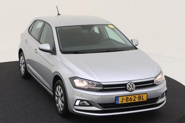 Volkswagen POLO 1.0 TSI 95pk Comfortline / Navigatie / Parkeersensoren / Airco